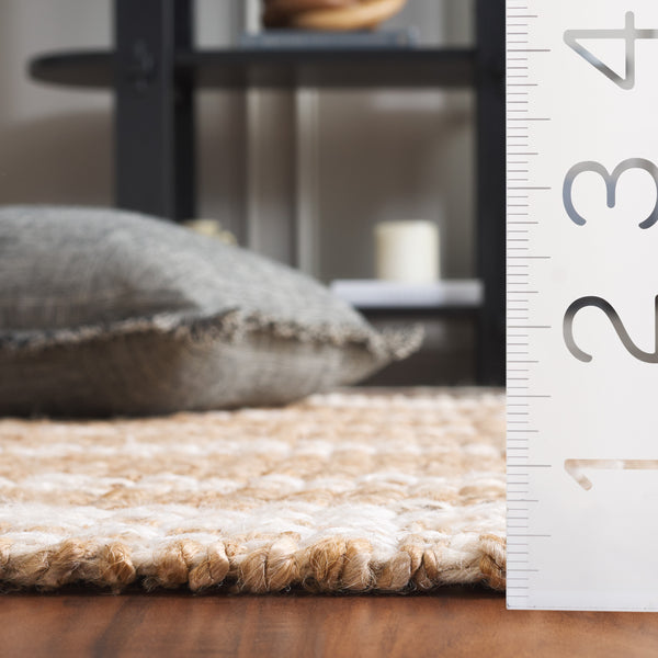 Safavieh Natural Fiber 841a Eco-friendly Jute Bleach Area Rug For Stylish Home Décor And Comfort Natural ,Bleach Jute Pile Nf841a-6sq