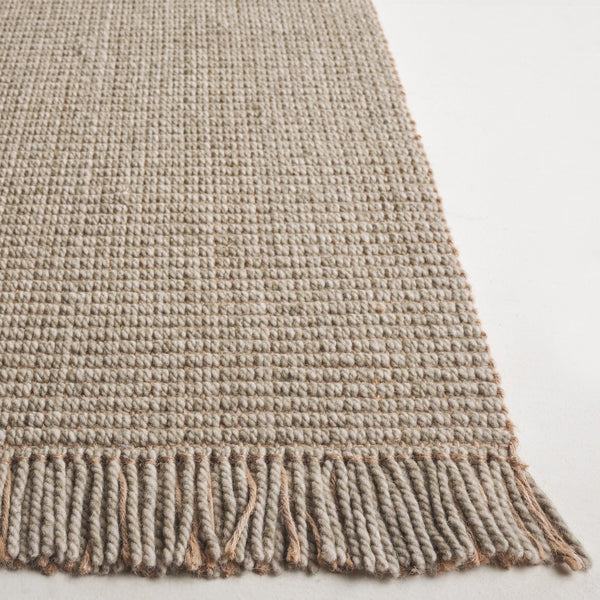 Safavieh Natural Fiber Area Rug - Elegant Flatweave Design, Eco-friendly Comfort, Timeless Style For Your Home Green 60% Wool & 40% Jute Nf842y-5