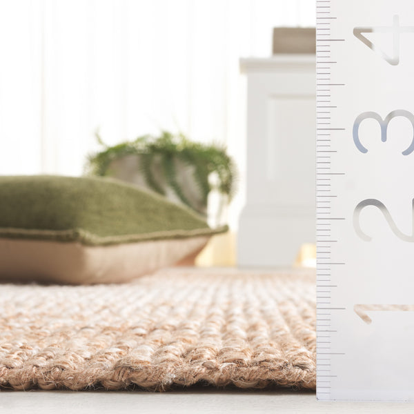 Safavieh Natural Fiber Area Rug - Elegant Jute Craftsmanship For Timeless Style And Comfort In Any Room Ivory ,Natural Jute Nf843a-4