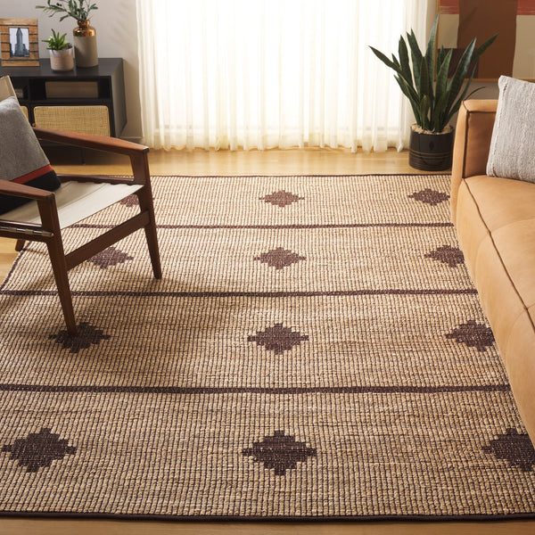 Safavieh Natural Fiber Area Rug - Artisan Crafted Jute Design For Timeless Elegance And Eco-friendly Living Natural ,Brown Jute Pile Nf878a-4