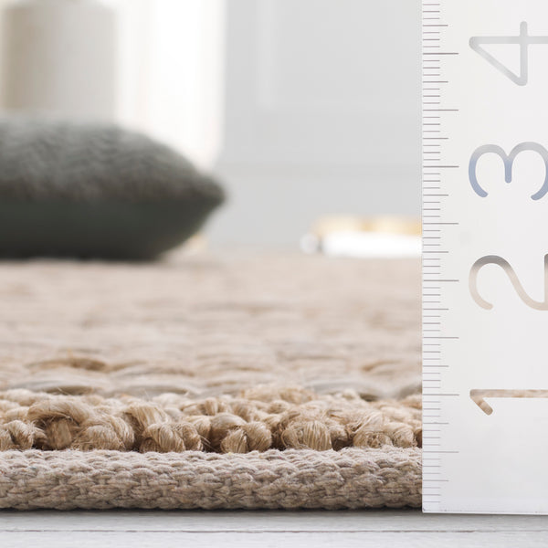 Safavieh Natural Handwoven Jute Area Rug - Timeless Sophistication And Comfort For Any Home Decor Style Silver Jute Nf954g-5