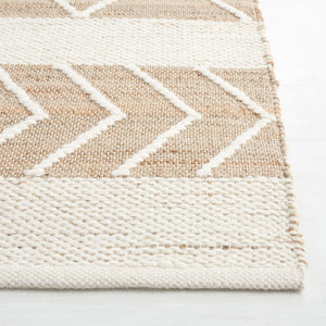 Safavieh Natural Fiber 277 Hand Woven 60% Jute, 20% Wool, 20% Cotton Natural Fiber Rug Natural / Ivory NFB277A-8