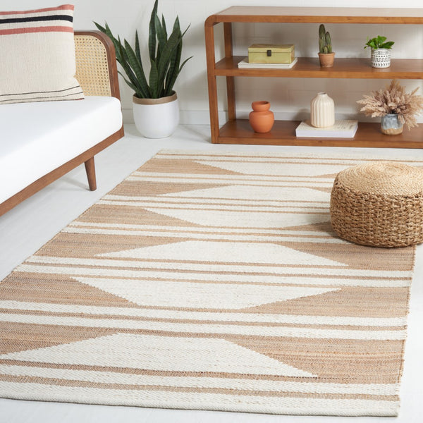 Safavieh Natural Fiber 280 Hand Woven 60% Jute, 20% Wool, 20% Cotton Natural Fiber Rug Natural / Ivory NFB280A-8
