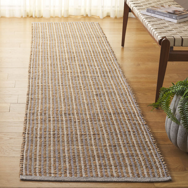 Safavieh Natural Handwoven Runner Rug - Eco-friendly Jute & Cotton Blend For Stylish Home Décor & Comfort Natural ,Grey 60% Jute 40% Cotton Nfb326f-29