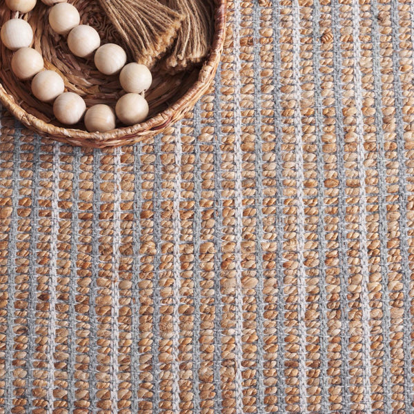 Safavieh Natural Handwoven Area Rug In Serene Grey - Durable, Sustainable, And Stylish Home Décor Piece Natural ,Grey 60% Jute 40% Cotton Nfb326f-6