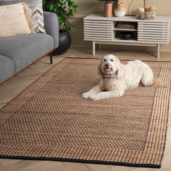 Safavieh Natural Fiber Area Rug - Handwoven Artisan Craftsmanship For Rustic Elegance In Any Space Natural ,Black 60% Jute & 40% Cotton Nfb328z-6