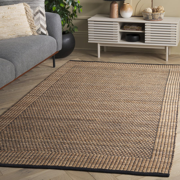 Safavieh Natural Handwoven Jute Runner Area Rug - Elegant Indian Craftsmanship For Timeless Home Décor Natural ,Black 60% Jute & 40% Cotton Nfb328z-5