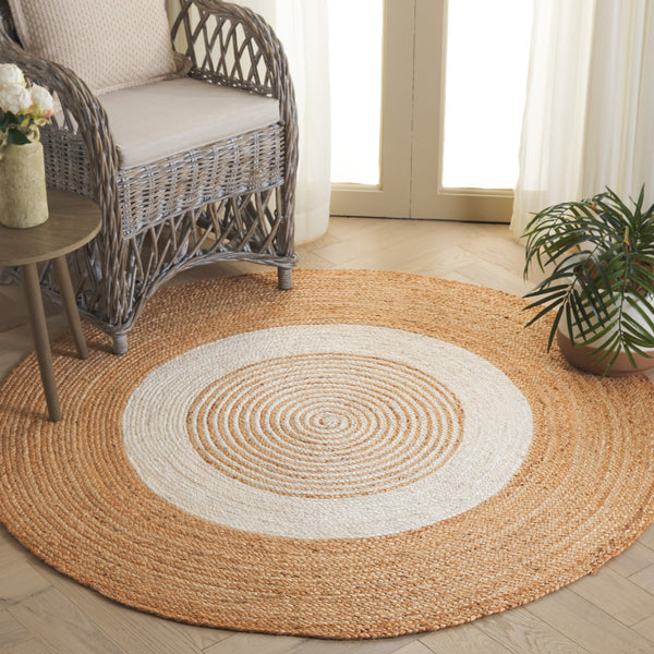 Safavieh Natural Handwoven Round Area Rug - Elegant Sisal And Jute Blend For Timeless Home Décor Style Natural ,Ivory Jute Nfb533a-5r