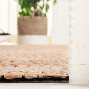 Safavieh Natural Fiber Area Rug – Handloomed Jute & Cotton Blend For Timeless Style And Elegance In Any Space Natural ,Black 80% Jute 20% Cotton Nfb659z-7r