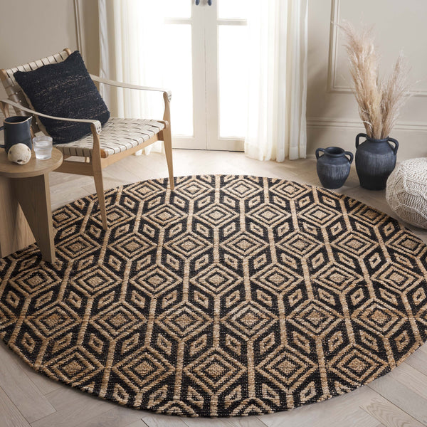 Safavieh Natural Fiber Rug - Luxurious Jute And Cotton Blend For Elegant Home Décor And Versatile Style Natural ,Black 80% Jute 20% Cotton Nfb660z-28
