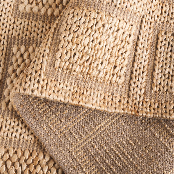 Safavieh Natural Area Rug - Exquisite Jute Design In Earthy Tones For Sustainable Home Elegance And Comfort Natural ,Brown Jute Nfb775a-6