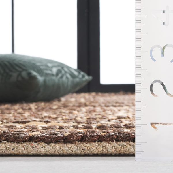 Safavieh Natural Fiber Area Rug - Handcrafted Indian Jute Beauty With Timeless Elegance And Rustic Charm Natural ,Brown Jute Nfb779t-28