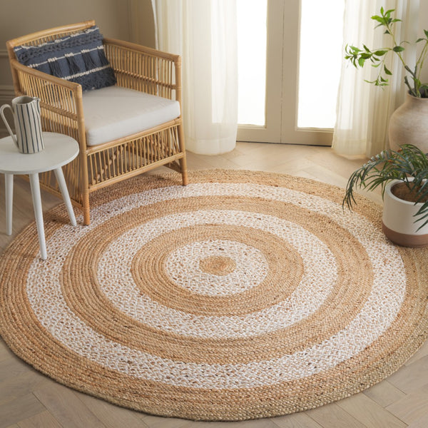 Safavieh Natural Jute Area Rug - Bohemian Elegance With Handcrafted Geometric Design For Cozy Spaces Natural ,Ivory Jute Nfb926a-8