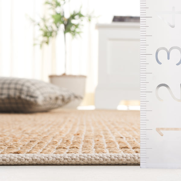 Safavieh Natural Handwoven Jute Rug — Neutral, Pattern-Free Flatweave For Durable, Cozy Coastal & Modern Spaces 4'-0" x 6'-0" NFB976A-4