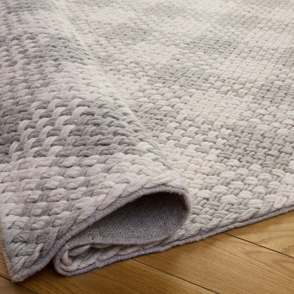Safavieh Natural Handwoven Wool-Cotton Area Rug In Silver Ivory — Low-Profile, Durable, Modern Texture For Rooms 6'-0" x 9'-0" NFC105G-6