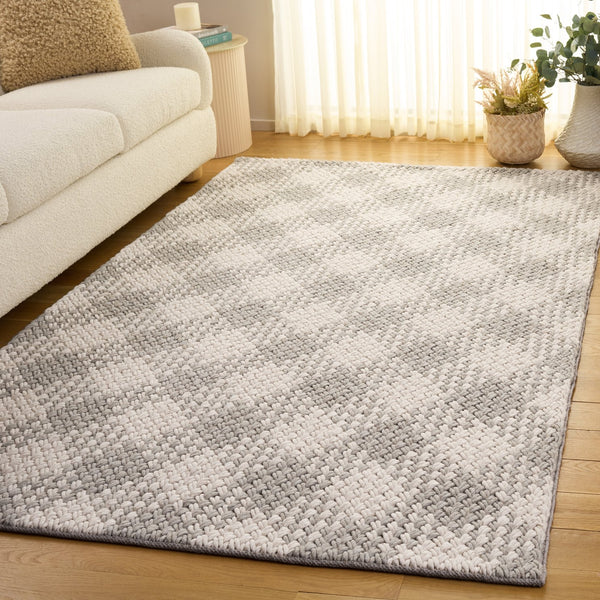 Safavieh Natural Handwoven Wool-Cotton Area Rug In Silver Ivory — Low-Profile, Durable, Modern Texture For Rooms 6'-0" x 9'-0" NFC105G-6