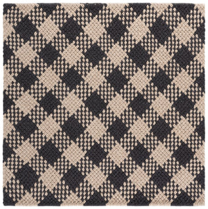 Safavieh Natural Handwoven Wool-Cotton Rug In Black & Beige — Low-Profile, Textured Artisan Style For Living Rooms 4'-0" x 6'-0" NFC105Z-4