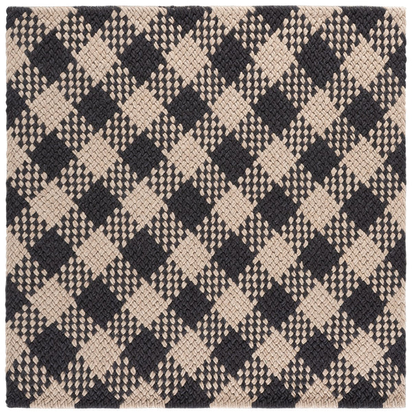 Safavieh Natural Handwoven Wool-Cotton Area Rug In Black Beige — Low-Profile Natural Fiber Elegance For Home Decor 3'-0" x 5'-0" NFC105Z-3