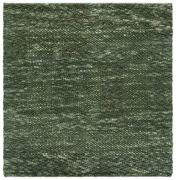 Safavieh Natural Green & Ivory Handwoven Runner — Scandinavian Texture, Low-Profile Wool Blend Durability 2'-3" x 8'-0" NFC106Y-28