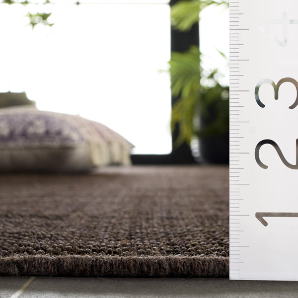 Safavieh Nf Aruba Sisal Rug - Elegant Power-loomed Runner For Hallways, Natural Texture & Cozy Style Brown ,Brown Sisal Nfps443d-5