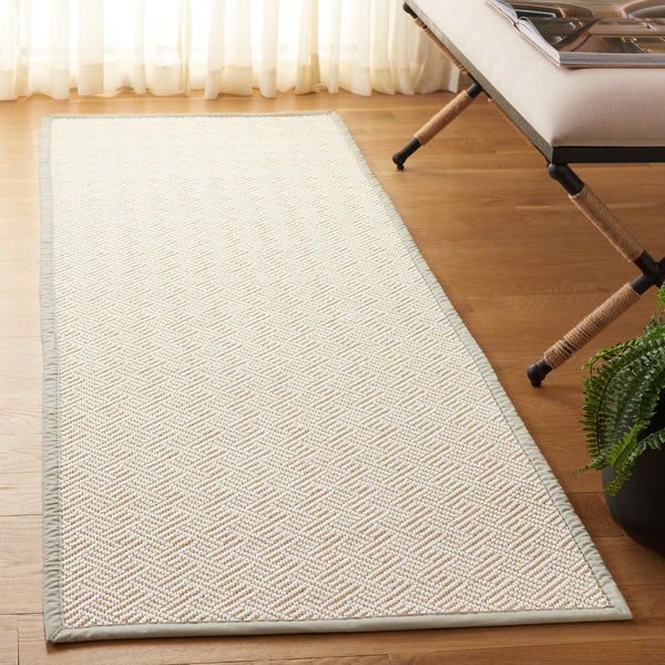 Safavieh Napa Stylish Faux Sisal Jacquard Weave Rug With Elegant Beige Border For Modern Home Décor Natural ,Beige Polypropylene + Polyuretheane Border Nfs148a-5