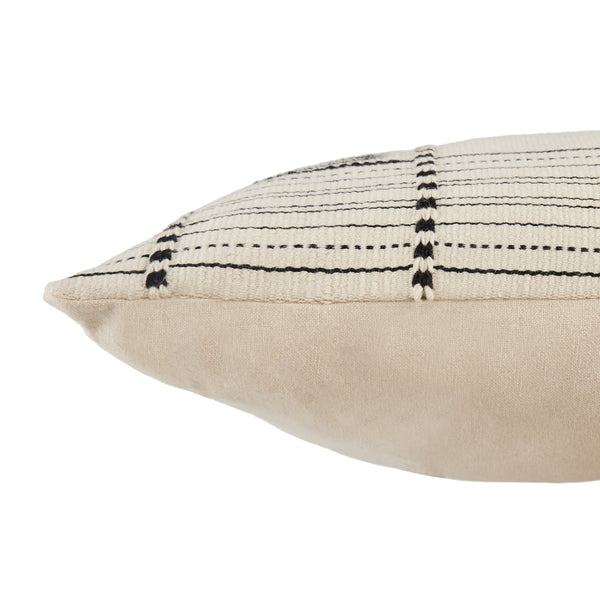 Jaipur Living Jaipur Living Zeliang Cotton Lumbar Cover Hand Loomed Tribal Geometric Tassel Pillow PLC102302