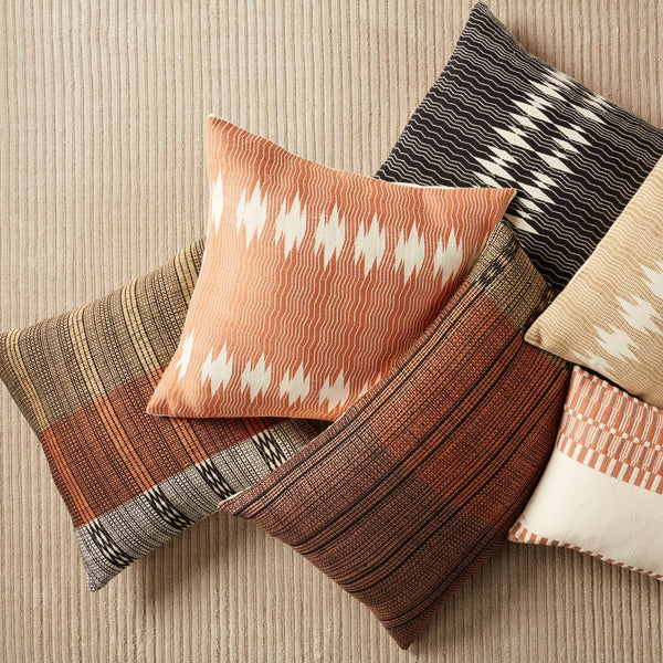 Jaipur Living Jaipur Living Shilloi Handwoven Cotton Tribal Geometric Pillow for Bohemian Interiors Terracotta Poly Fill PLW103681