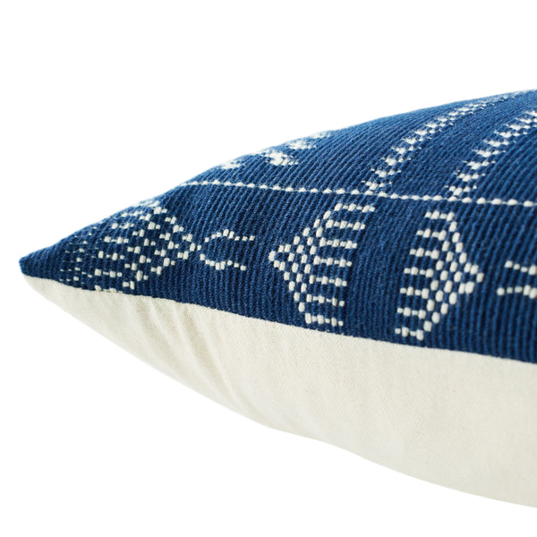 Jaipur Living Jaipur Living Saramati Hand Loomed Cotton Tribal Pillow Cover Naga Artisan Craft PLC102524