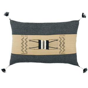 Jaipur Living Jaipur Living Sanis Handwoven Cotton Tribal Geometric Throw Pillow for Bohemian Interiors Tan 16"x24" Lumbar Poly Fill PLW103880
