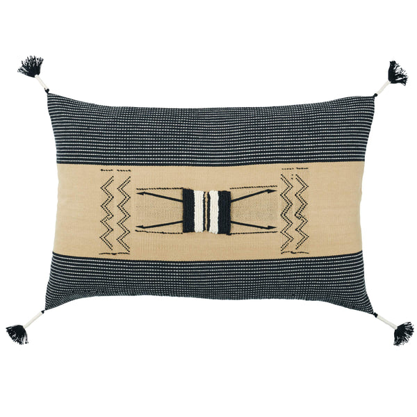 Jaipur Living Jaipur Living Sanis Handwoven Cotton Tribal Geometric Throw Pillow for Bohemian Interiors Tan 16"x24" Lumbar Poly Fill PLW103880