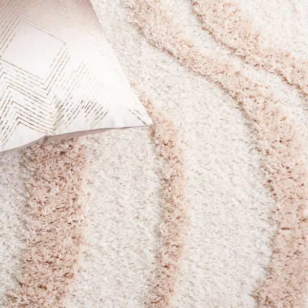 Safavieh Norway Premium Polyester Area Rug - Elegant Beige And Ivory Design For Sophisticated Spaces Beige ,Ivory Polyester Nor210b-8