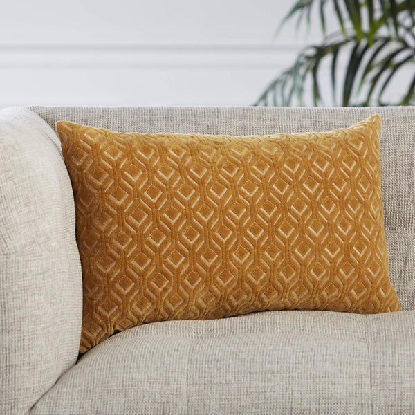 Jaipur Living Jaipur Living Nouveau Velvet Lumbar Pillow Cover Embroidered Diamond Trellis Sofa Accent Gold PLC102341