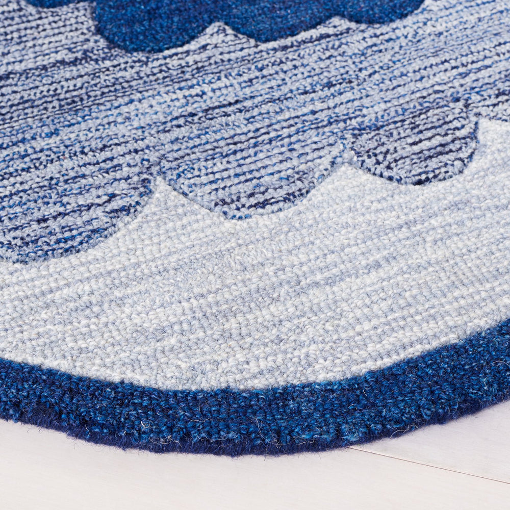 Safavieh Novelty Luxurious Wool And Cotton Rug - Stylish Blue Grey Design For Any Home Decor Style Blue ,Grey 80% Wool,20% Cotton With Cotton Backing Nov103m-3r