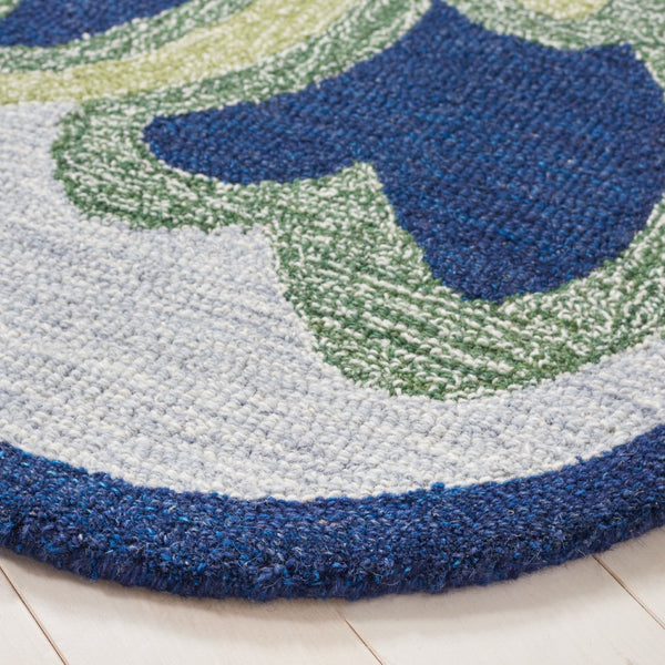 Safavieh Novelty  107 Hand Tufted Floral Rug Navy / Green 5' x 5' Round