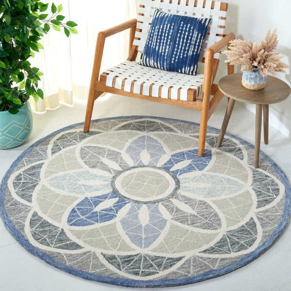 Safavieh Novelty Handcrafted Area Rug - Luxurious Grey And Gold Floral Design For Elegant Home Decor Grey ,Blue 80% Wool 20% Cotton Nov110f-5r