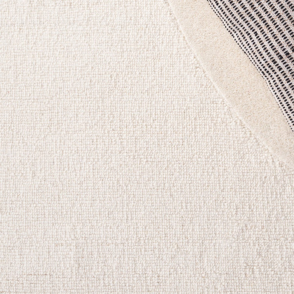 Safavieh Novelty Hand-tufted Area Rug In Luxurious Ivory And Beige – Elevate Your Home Décor Today! Ivory ,Beige 80% Wool 20% Viscose Nov150b-68s