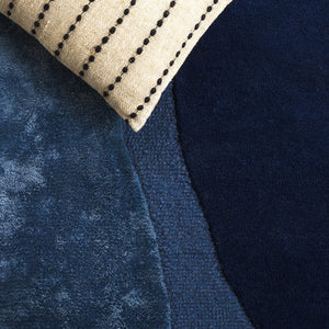 Safavieh Novelty Soft Hand-tufted Area Rug In Luxurious Wool And Viscose Blend For Elegant Home Décor Blue 80% Wool 20% Viscose Nov150m-58s