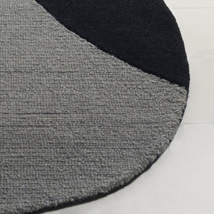 Safavieh Novelty Soft Hand-tufted Area Rug In Luxurious Wool And Viscose Blend For Elegant Home Décor Black ,Grey 80% Wool 20% Viscose Nov150z-58s