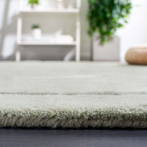 Safavieh Novelty 157 Hand Tufted Geometric Rug IIX Green NOV157Y-58S