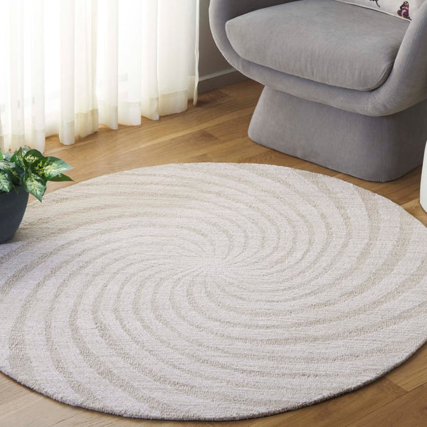 Safavieh Novelty Luxurious Round Area Rug - Durable, Plush, Handcrafted Design For Stylish Home Interiors Beige ,Ivory 80% Wool,20% Cotton Nov201b-6r