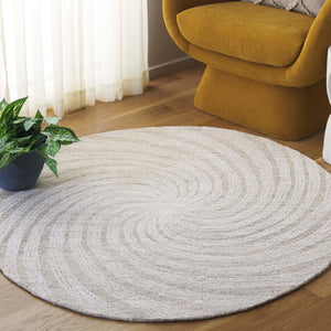 Safavieh Novelty Luxurious Round Area Rug - Durable, Plush, Handcrafted Design For Stylish Home Interiors Grey ,Beige 80% Wool,20% Cotton Nov201g-3r