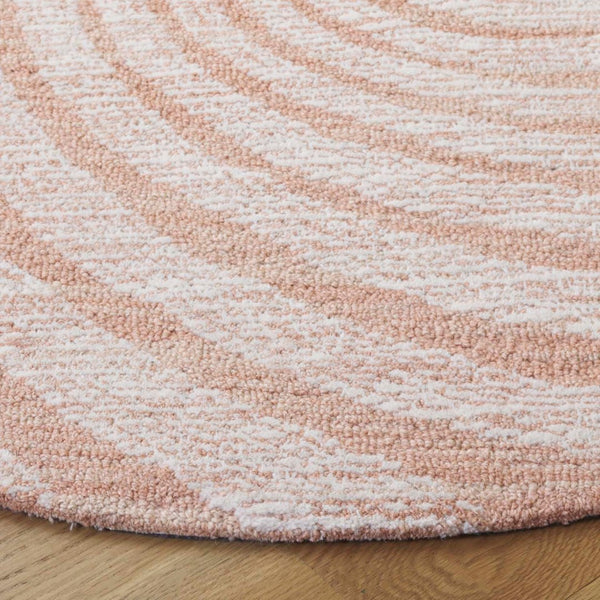 Safavieh Novelty Luxurious Round Area Rug - Durable, Plush, Handcrafted Design For Stylish Home Interiors Light Rust ,Ivory 80% Wool,20% Cotton Nov201p-5r