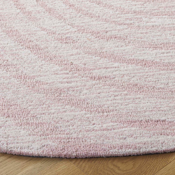 Safavieh Novelty Round Area Rug - Luxurious Wool-cotton Blend With Timeless Elegance And Minimalist Design Light Pink ,Ivory 80% Wool,20% Cotton Nov201u-4r