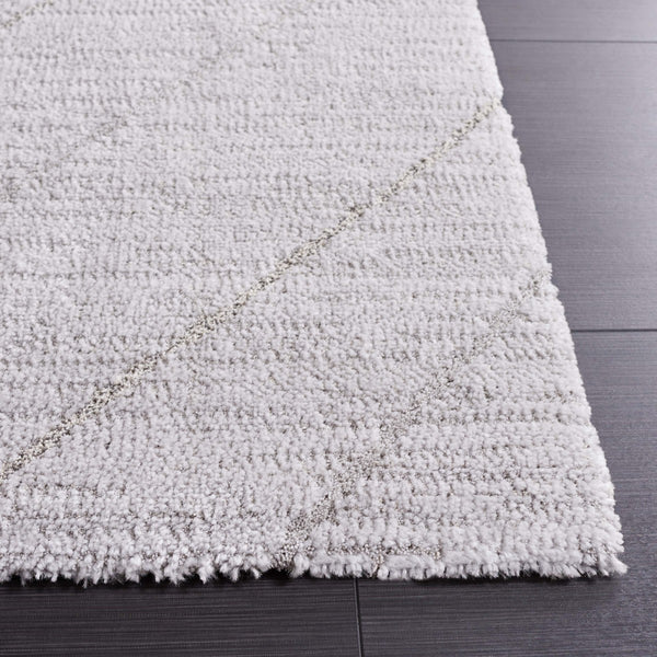 Safavieh Neptune 850 Power Loomed Solid & Tonal Rug Light Grey / Grey 9' x 12'