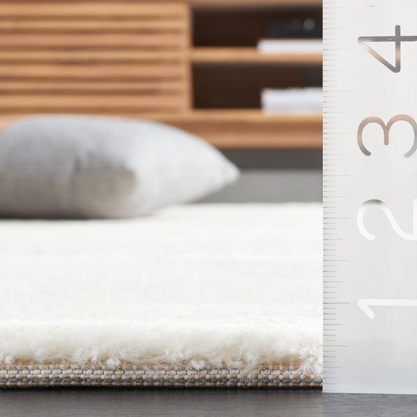 Safavieh Neptune 858 Power Loomed Solid & Tonal Rug Ivory / Grey 5'-3" x 7'-6"