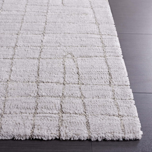 Safavieh Neptune Power Loomed Area Rug Solid Light Grey Blended Fiber Low Pile Living Room NPE864F-6