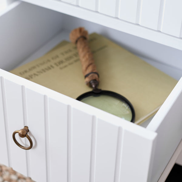 Safavieh Tegan 2-Drawer Nightstand - Modern White Mahogany Design With Antique Brass Pulls For Stylish Storage NST5004A