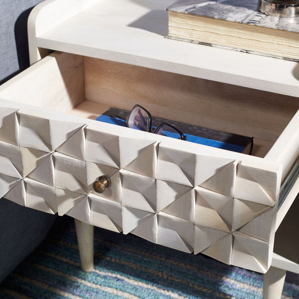 Safavieh Zinnia Nightstand - Artisanal Mango Wood Craftsmanship With Chic Storage For Modern Bedrooms & Living Spaces White Wash/Brass NST9000C