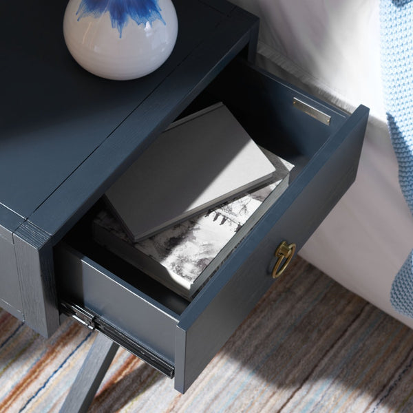 Safavieh Sadie One-Drawer Nightstand - Chic Campaign Design With Gold Accents For Stylish Bedroom Storage Navy NST9200A