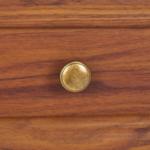 Safavieh Sondra Classic Nightstand With 1 Drawer And Open Shelf For Elegant Bedroom Storage Solutions Walnut / Gold NST9609A